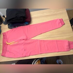 FIGS Zamora tall scrub pant